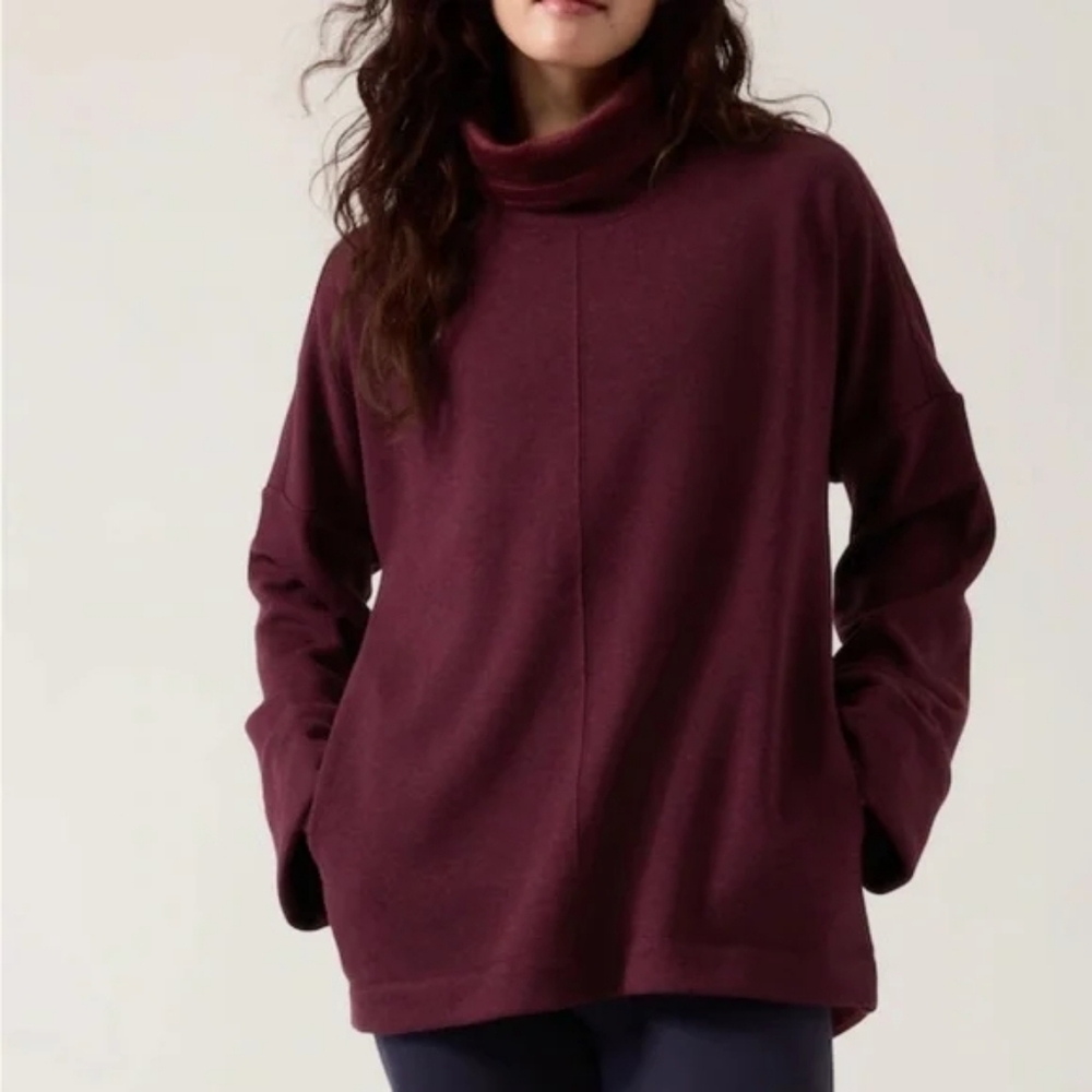 Athleta Cozy Karma Funnel Neck Sweatshirt Pockets Burgundy Wine Size Small